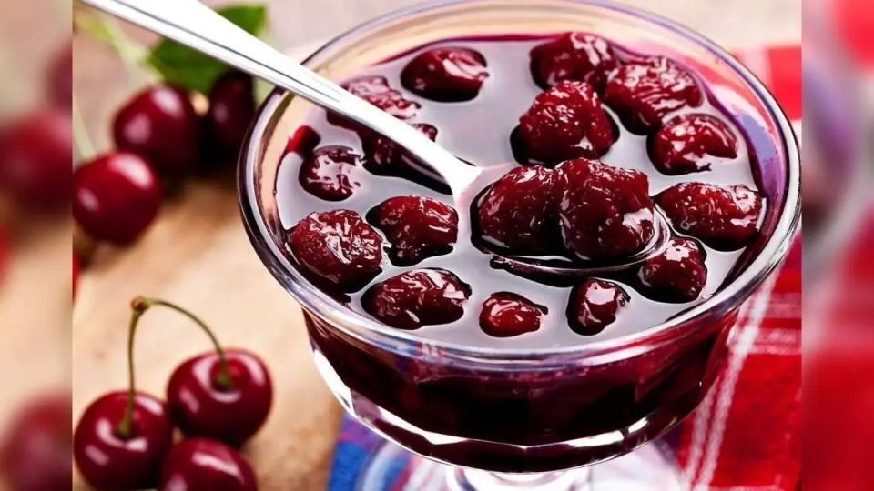 Секреты идеального вишнёвого варенья: сохраняем вкус и аромат лета