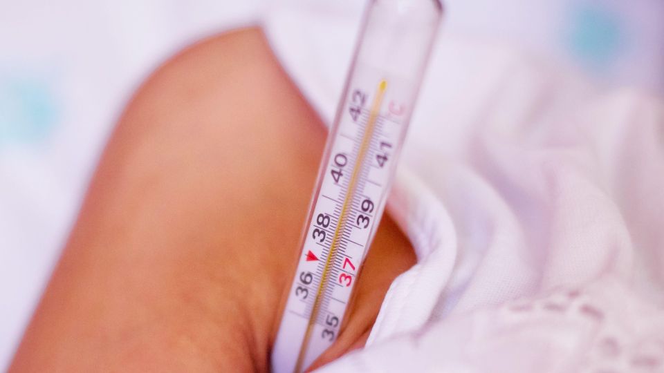 Ошибаются многие: вот так нужно правильно ставить градусник