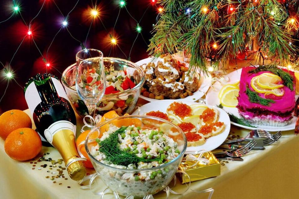 Почему от горячих блюд лучше отказаться в Новый год