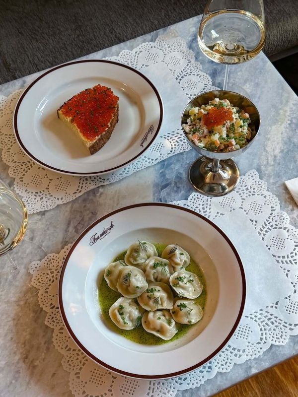 Гурмани в поисках удовольствий: необычные блюда и кулинарные события декабря 2026 года