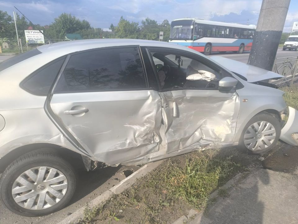 12 августа в 11:00 в районе ул. Рассказовское шоссе г. Тамбова, напротив дома №42 СНТ «Вагонник» женщина 1983 года рождения, управляя автомобилем «Renault Logan» не обеспечила безопасную дистанцию до впереди движущегося...