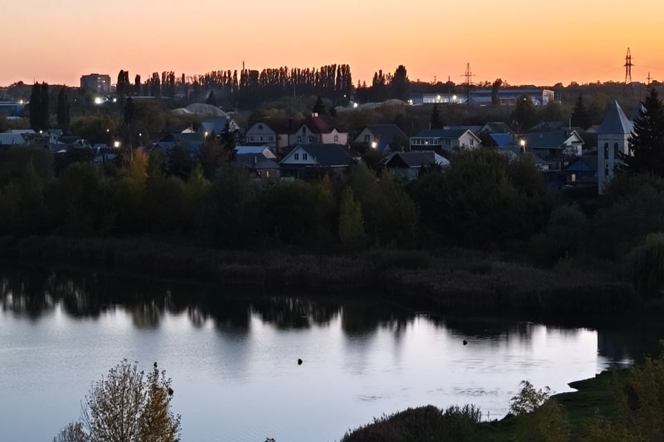     10 :