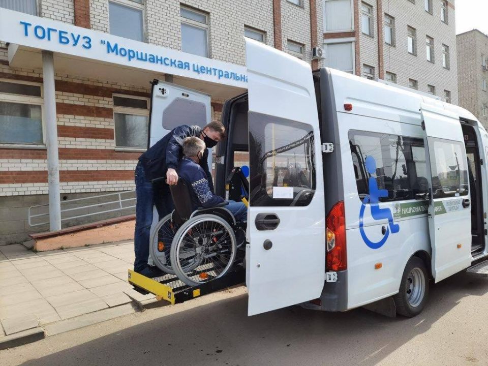По информации министерства социальной защиты и семейной политики области, с начала 2025 года специалисты мобильных бригад социального обслуживания оказали помощь более 10 тысячам тамбовчан старшего поколения и инвалидам