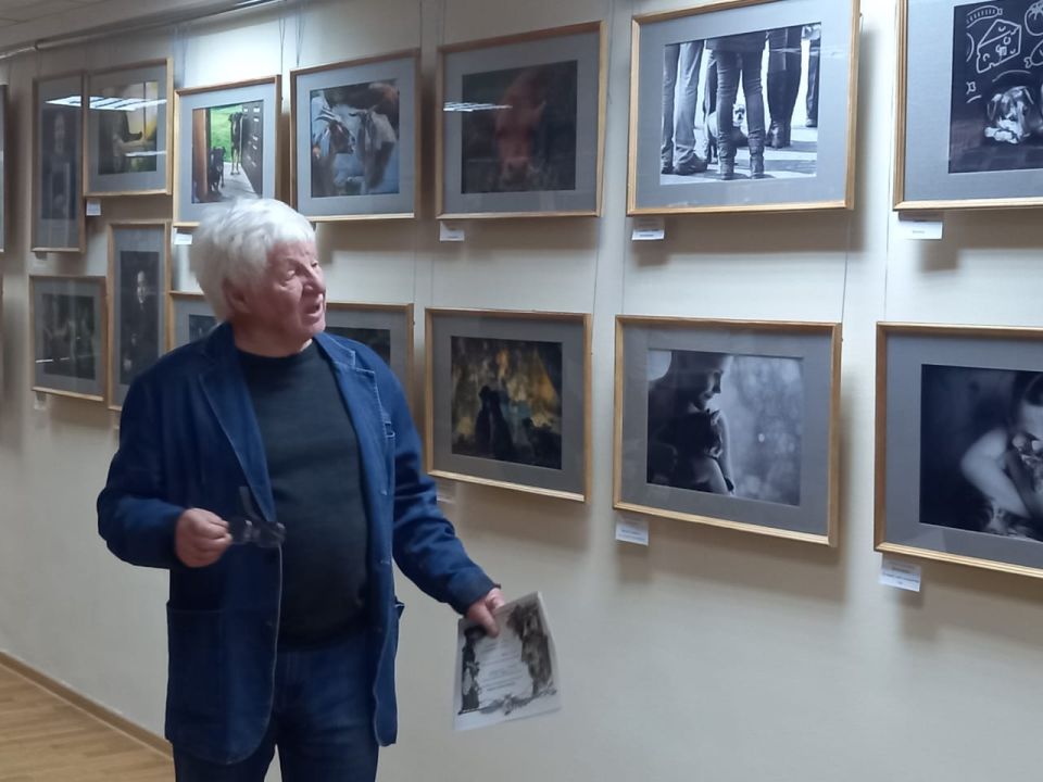 Выставка уникальных фотографий домашних животных «Зверьё моё» открылась в областной библиотеке имени Пушкина