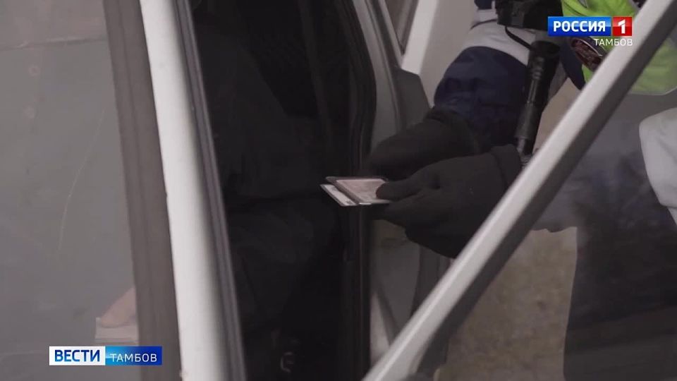 В преддверии выходных сотрудники ГИБДД проводят масштабный усиленный рейд по выявлению нетрезвых водителей