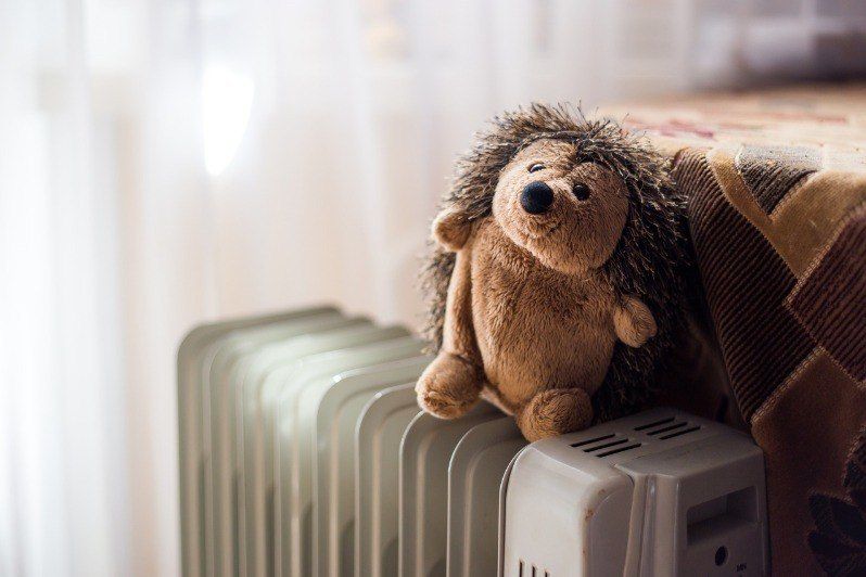 Жителям остающихся без тепла домов в Котовске привезли обогреватели