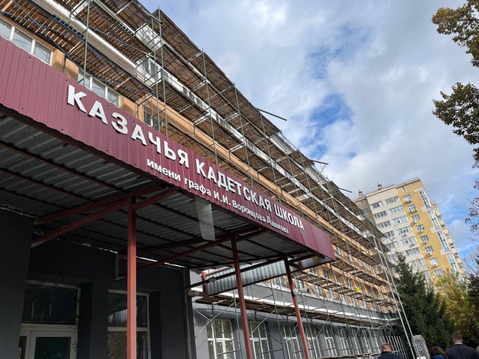 В Тамбове партийцы контролируют капремонт казачьей кадетской школы