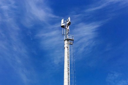 До 9 ноября жители Тамбовской области могут проголосовать за деревни и села с численностью населения от 100 до 1000 человек, в которых в 2026 году появится мобильный интернет