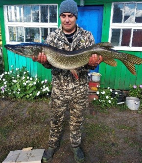 В Тамбовской области рыбак поймал щуку весом более 10 кг
