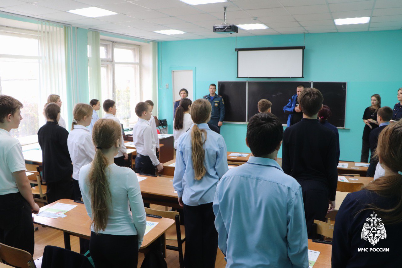 Крепкие знания — залог безопасности Крепкие знания — залог безопасности