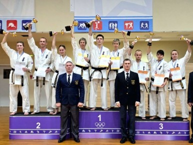 Спортсмены из Тамбова завоевали медали на Кубке России по киокусинкай (6+)