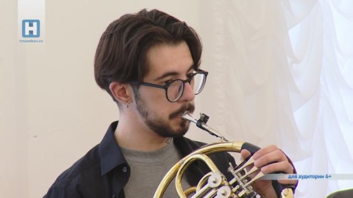 На закрытии фестиваля «Красная аллея» в Тамбове выступит музыкант Алексей Уткин (6+)