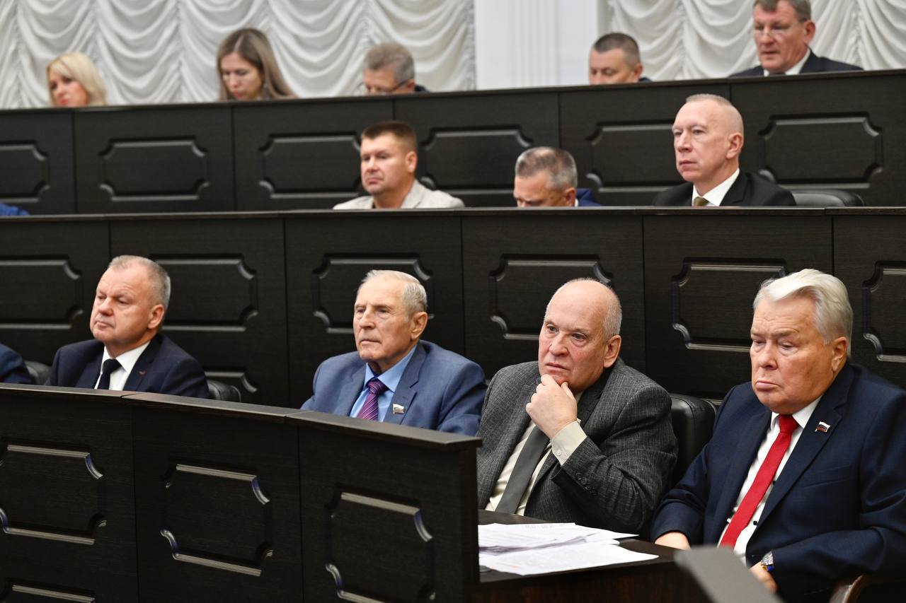 29 октября депутаты Тамбовской областной Думы рассмотрели изменения в главный финансовый документ области 29 октября депутаты Тамбовской областной Думы рассмотрели изменения в главный финансовый документ области