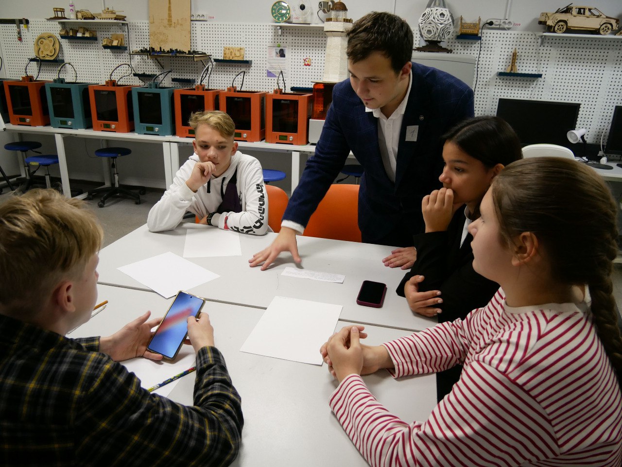 Очный этап областного чемпионата «СмартКвант» проходит с 29 по 31 октября на базе детского технопарка «Кванториум-Тамбов», который был создан в рамках нацпроекта «Образование» Очный этап областного чемпионата «СмартКвант» проходит с 29 по 31 октября на базе детского технопарка «Кванториум-Тамбов», который был создан в рамках нацпроекта «Образование»