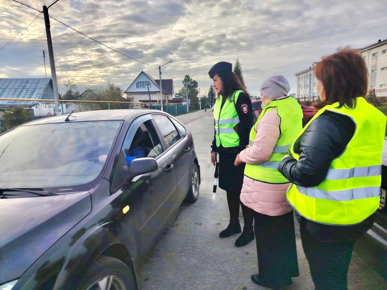 Родительский патруль и Госавтоинспекторы: безопасность детей на дорогах