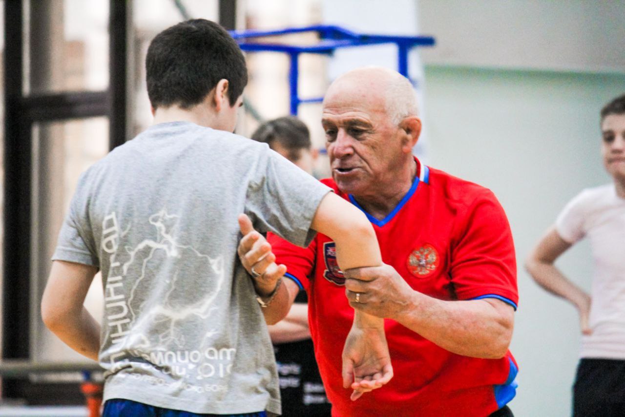 В министерстве спорта области подвели итоги ежегодного конкурса среди тренерского состава региона В министерстве спорта области подвели итоги ежегодного конкурса среди тренерского состава региона