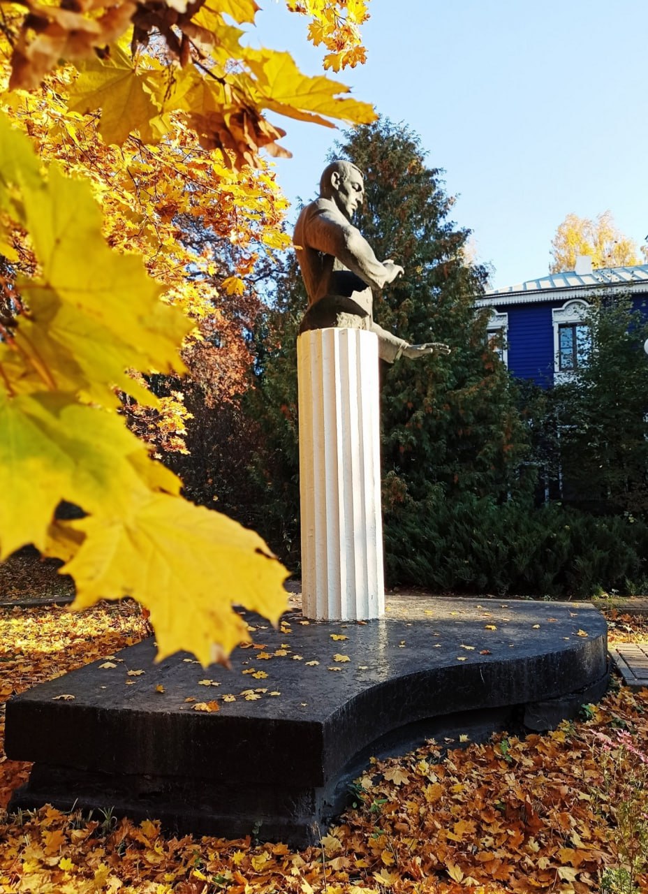 Осенняя "Ивановка". Новый век в MAX