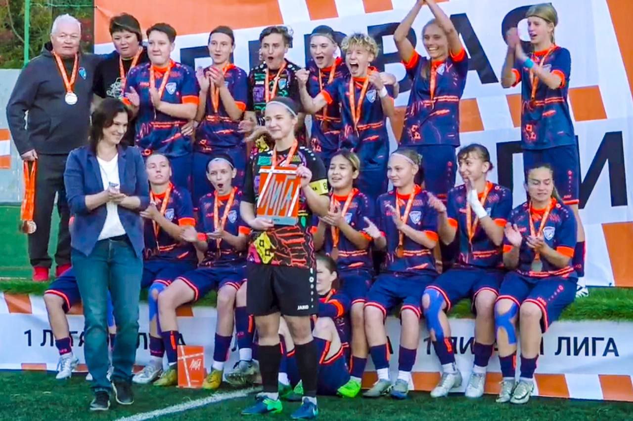 Женская команда тамбовской «Академии футбола» становится серебряным призёром Первой лиги