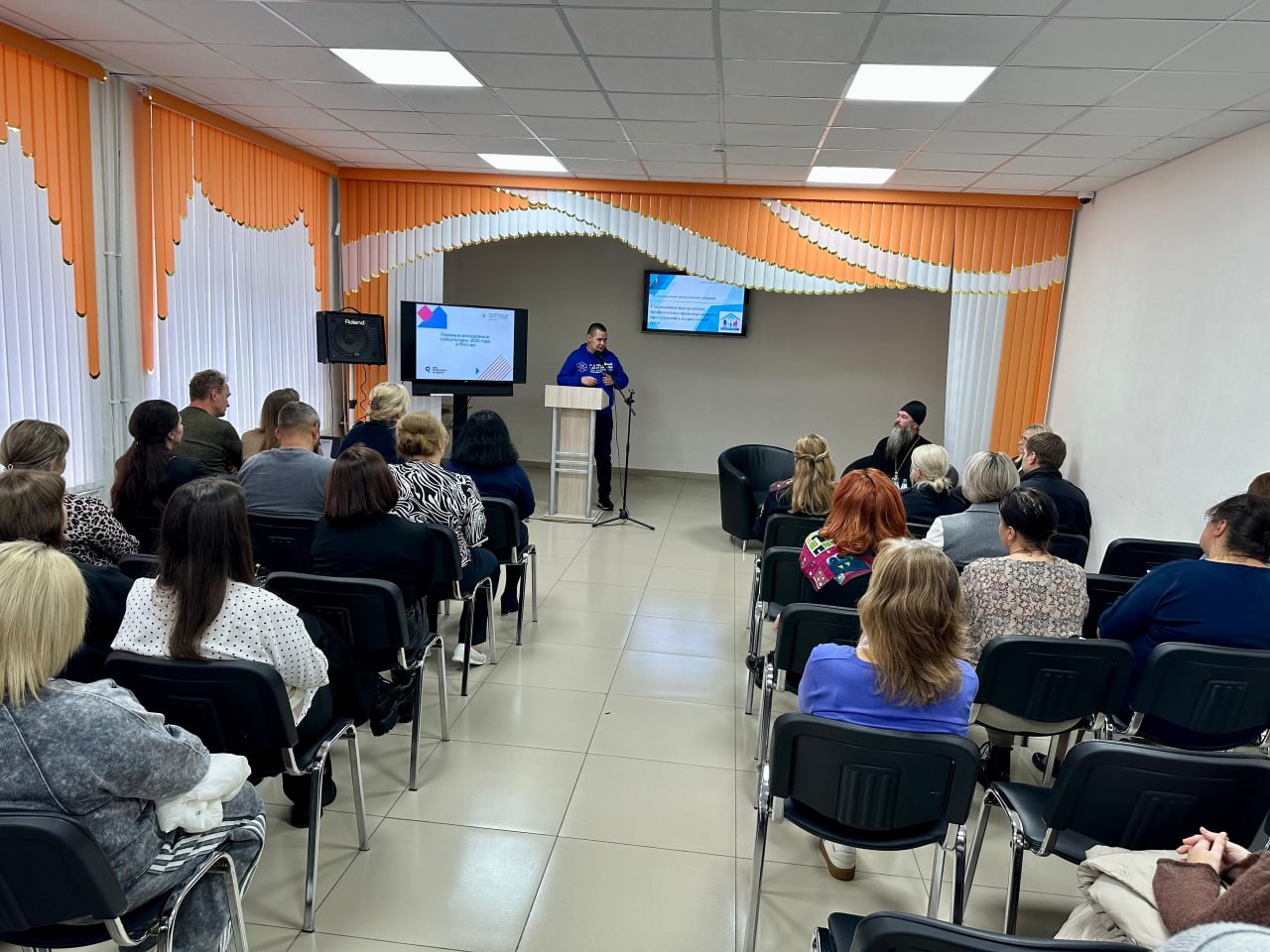 Важность ответственного поведения на дороге: диалог с родителями Первомайской СОШ Важность ответственного поведения на дороге: диалог с родителями Первомайской СОШ