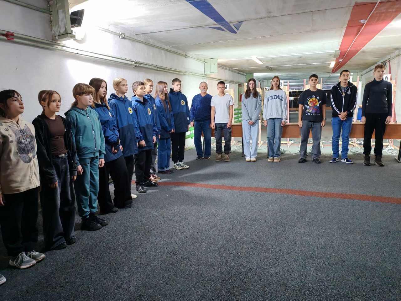 Первенство города по пулевой стрельбе стартовало сегодня в сортшколе №5. Около сорока стрелков из областного центра, Кирсанова и Пичаево продемонстрировали свою меткость Первенство города по пулевой стрельбе стартовало сегодня в сортшколе №5. Около сорока стрелков из областного центра, Кирсанова и Пичаево продемонстрировали свою меткость