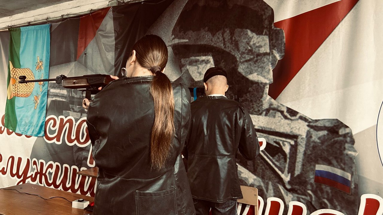 Первенство города по пулевой стрельбе стартовало сегодня в сортшколе №5. Около сорока стрелков из областного центра, Кирсанова и Пичаево продемонстрировали свою меткость Первенство города по пулевой стрельбе стартовало сегодня в сортшколе №5. Около сорока стрелков из областного центра, Кирсанова и Пичаево продемонстрировали свою меткость