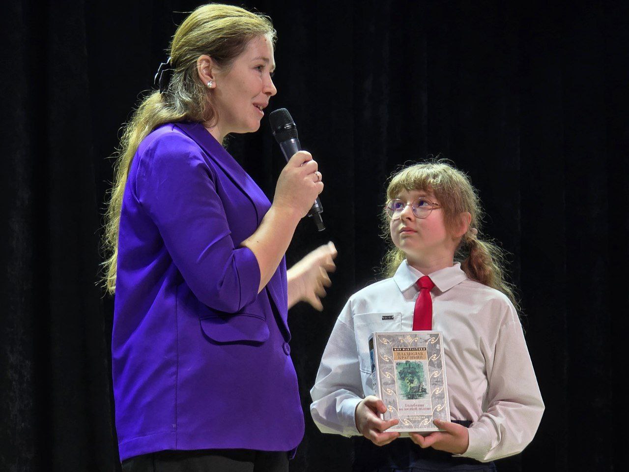 В культурно-досуговом центре «Мир» состоялся поэтический батл «Строки сердца» среди учащихся общеобразовательных учреждений города В культурно-досуговом центре «Мир» состоялся поэтический батл «Строки сердца» среди учащихся общеобразовательных учреждений города