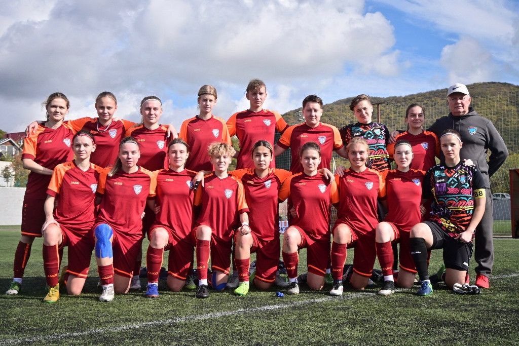 30 октября в Новороссийске завершился финальный этап чемпионата первой лиги по футболу среди женских команд