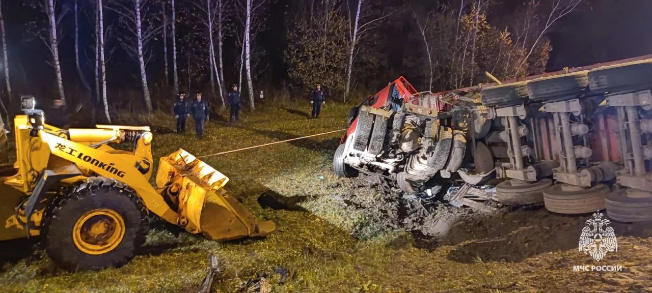 Шесть человек погибли, еще двое пострадали в результате ДТП в Орловской области, сообщили в МЧС по региону Шесть человек погибли, еще двое пострадали в результате ДТП в Орловской области, сообщили в МЧС по региону