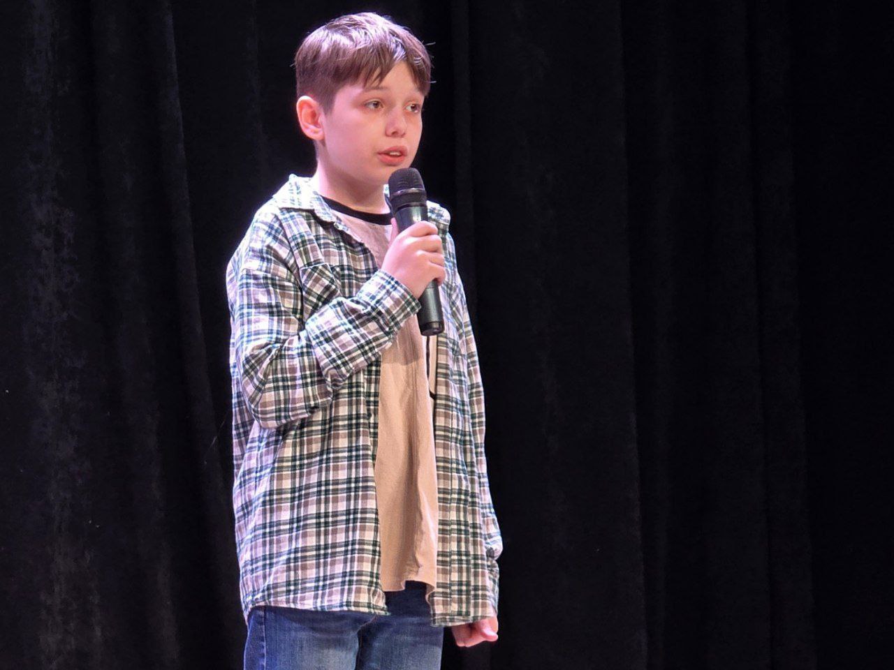 В культурно-досуговом центре «Мир» состоялся поэтический батл «Строки сердца» среди учащихся общеобразовательных учреждений города В культурно-досуговом центре «Мир» состоялся поэтический батл «Строки сердца» среди учащихся общеобразовательных учреждений города