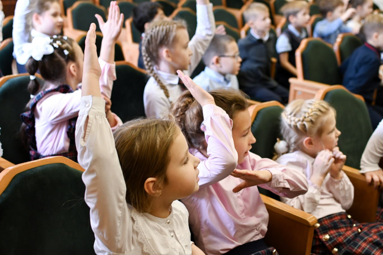 Госавтоинспекция провела урок безопасности для школьников Госавтоинспекция провела урок безопасности для школьников