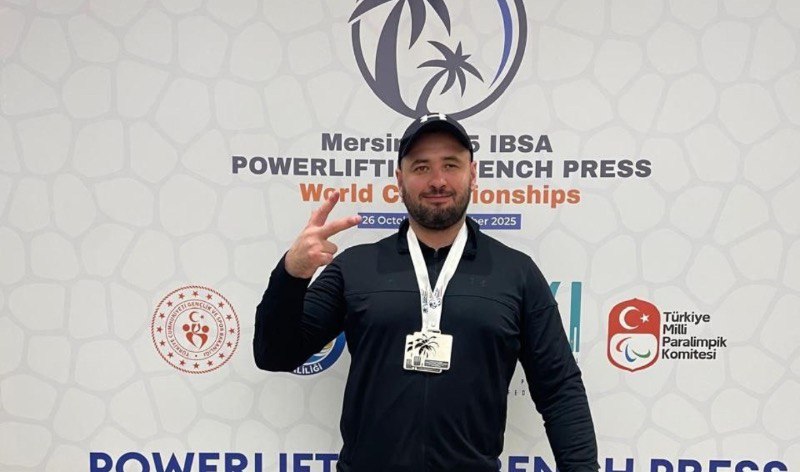 2Тамбовчанин завоевал два серебра на чемпионате мира по пауэрлифтингу в Турции