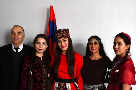 Сегодня в #ДМТО состоялось праздничное мероприятие «Вкусы России: ярмарка дружбы и единства»