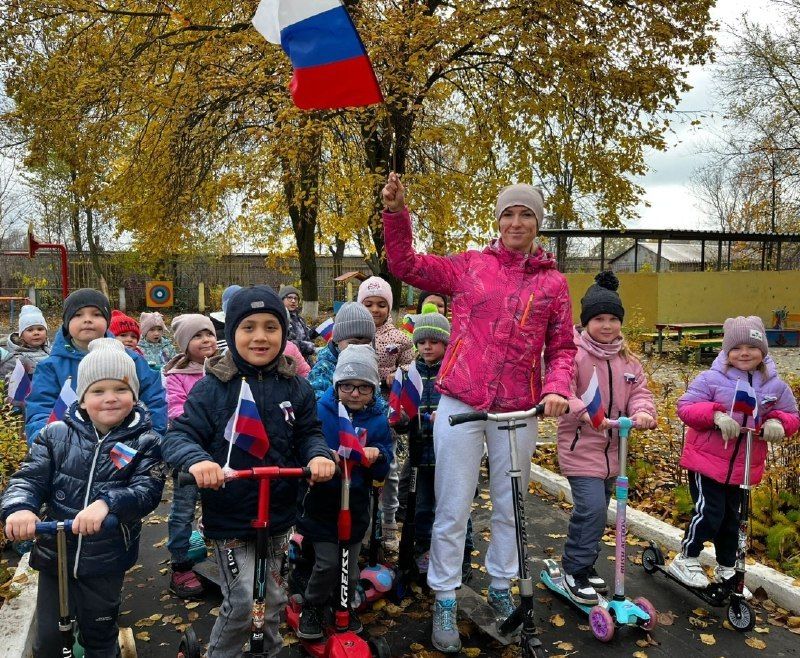 В День народного единства в детских садах Тамбова прошли познавательные мероприятия В День народного единства в детских садах Тамбова прошли познавательные мероприятия