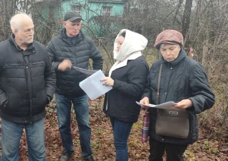 Сотрудники Центрального теруправления администрации Тамбова провели встречу с членами садоводческих некоммерческих товариществ, расположенных вдоль лесопарка «Дружба»