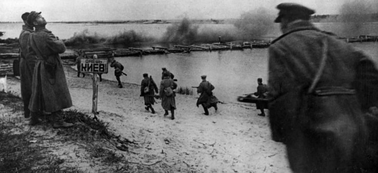 6 ноября 1943 года в ходе Великой Отечественной войны советские войска освободили Киев от немецких захватчиков