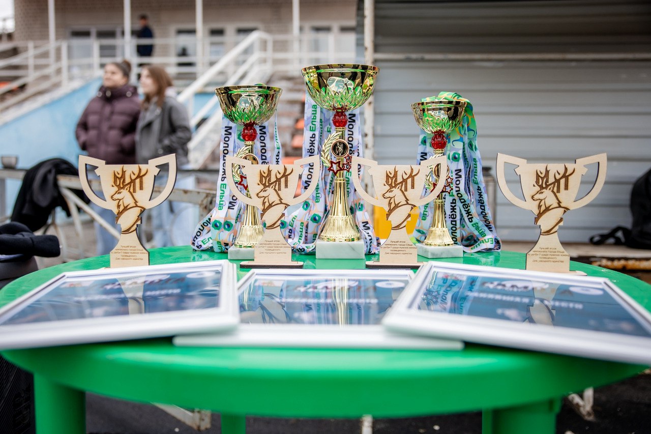 Тамбовские «Шмели» взяли «серебро» на чемпионате по регби Тамбовские «Шмели» взяли «серебро» на чемпионате по регби