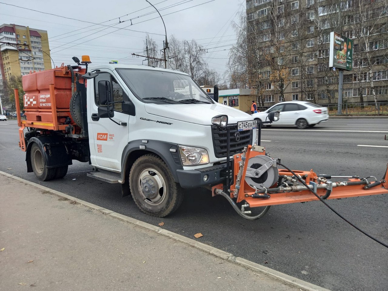 Службы городского хозяйства на ежедневной основе наводят чистоту и порядок в Тамбове Службы городского хозяйства на ежедневной основе наводят чистоту и порядок в Тамбове