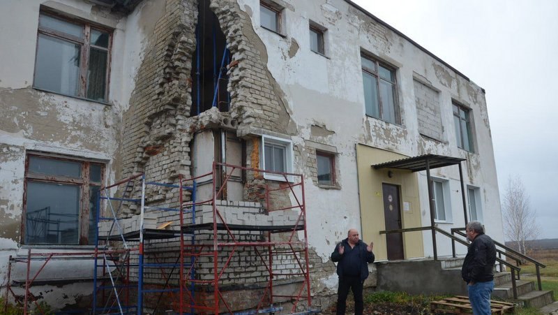 В Уваровском округе ищут нового подрядчика для ремонта школы в Чуево-Подгорнском