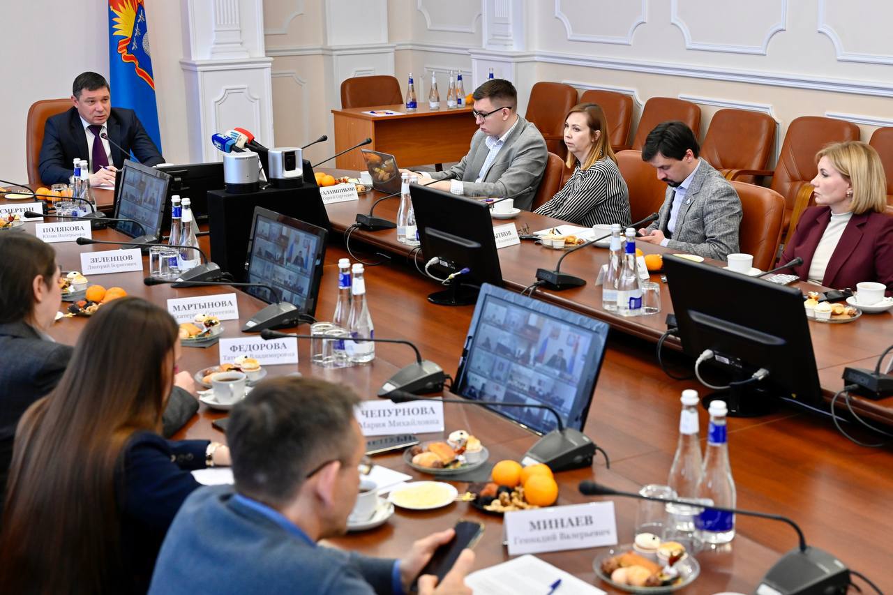 Глава Тамбовской области Евгений Первышов в ходе большой пресс-конференции по итогам года работы в регионе назвал рекорды аграриев одним из главных успехов года