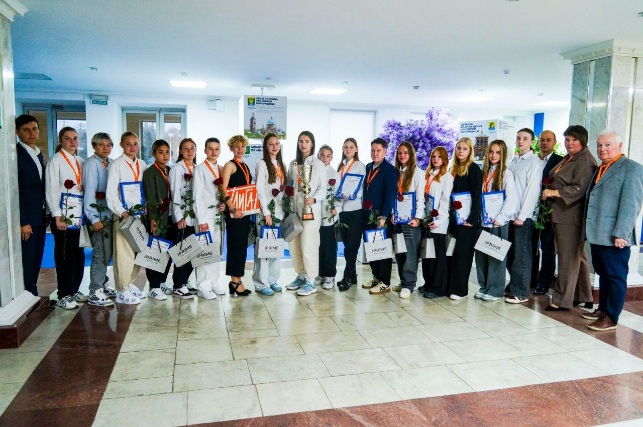 10 ноября в правительстве Тамбовской области состоялась торжественная церемония чествования женской команды «Академии футбола» 10 ноября в правительстве Тамбовской области состоялась торжественная церемония чествования женской команды «Академии футбола»