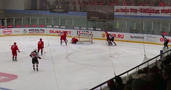 ХК "Тамбов" со счётом 2:1 обыграл ХК "Ижсталь" в выездном матче