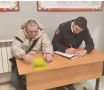 В Тамбове поймали нарушителя, клеившего рекламу в неположенных местах