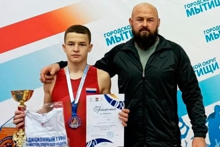 Тамбовский спортсмен завоевал золото на турнире по греко-римской борьбе