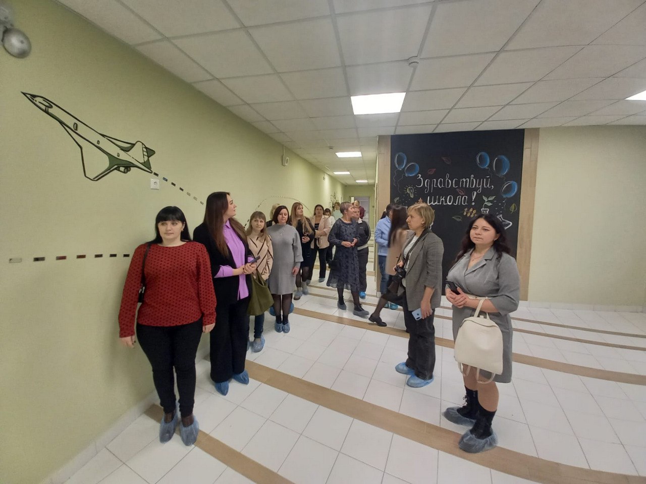 День открытых дверей для родителей учеников, выпускников и ветеранов педагогического труда прошел сегодня в школе №35