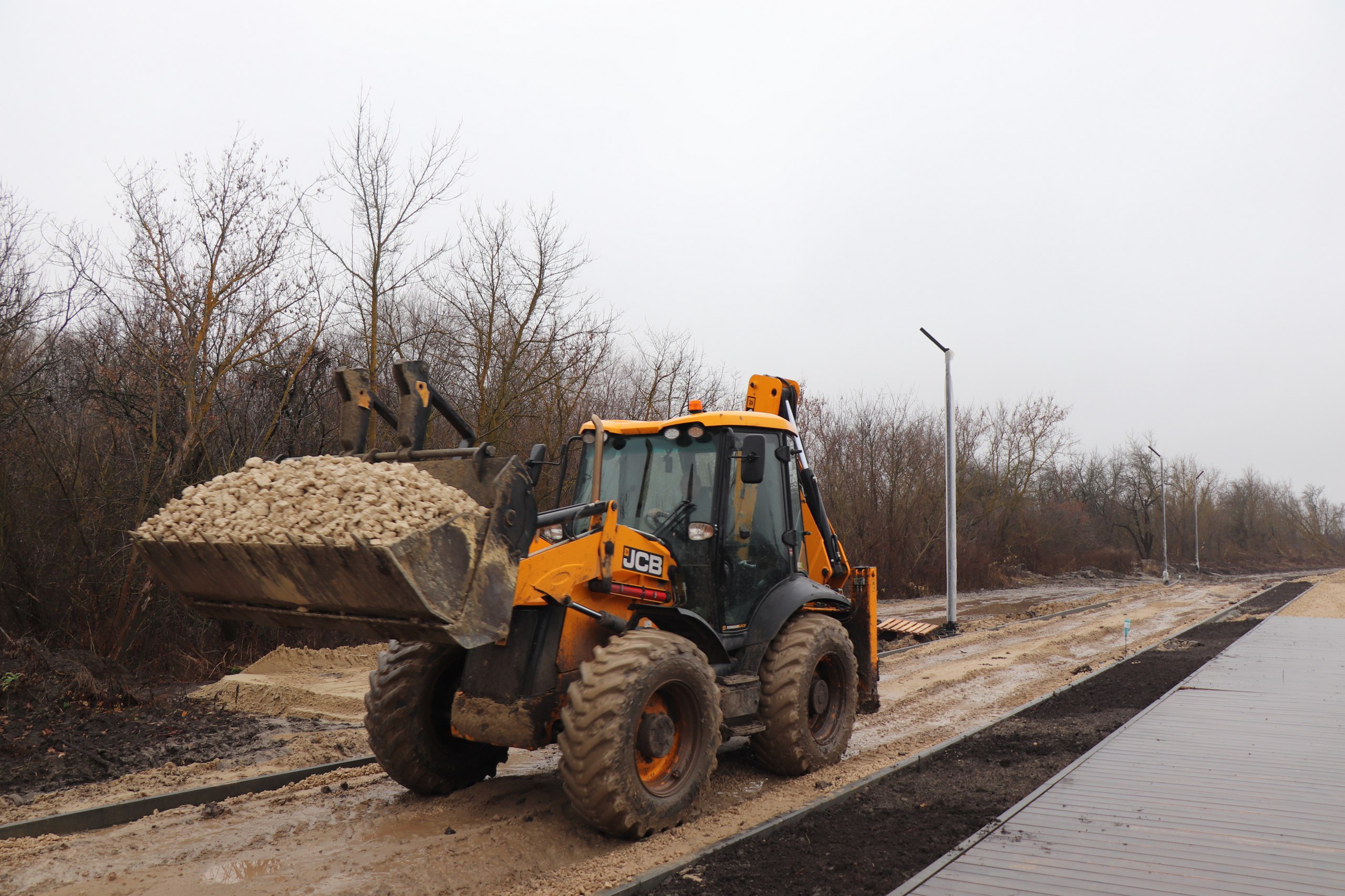 Скоро в городе Уварово появится еще одно место для отдыха — здесь ведется благоустройство прибрежной зоны реки Ворона Скоро в городе Уварово появится еще одно место для отдыха — здесь ведется благоустройство прибрежной зоны реки Ворона