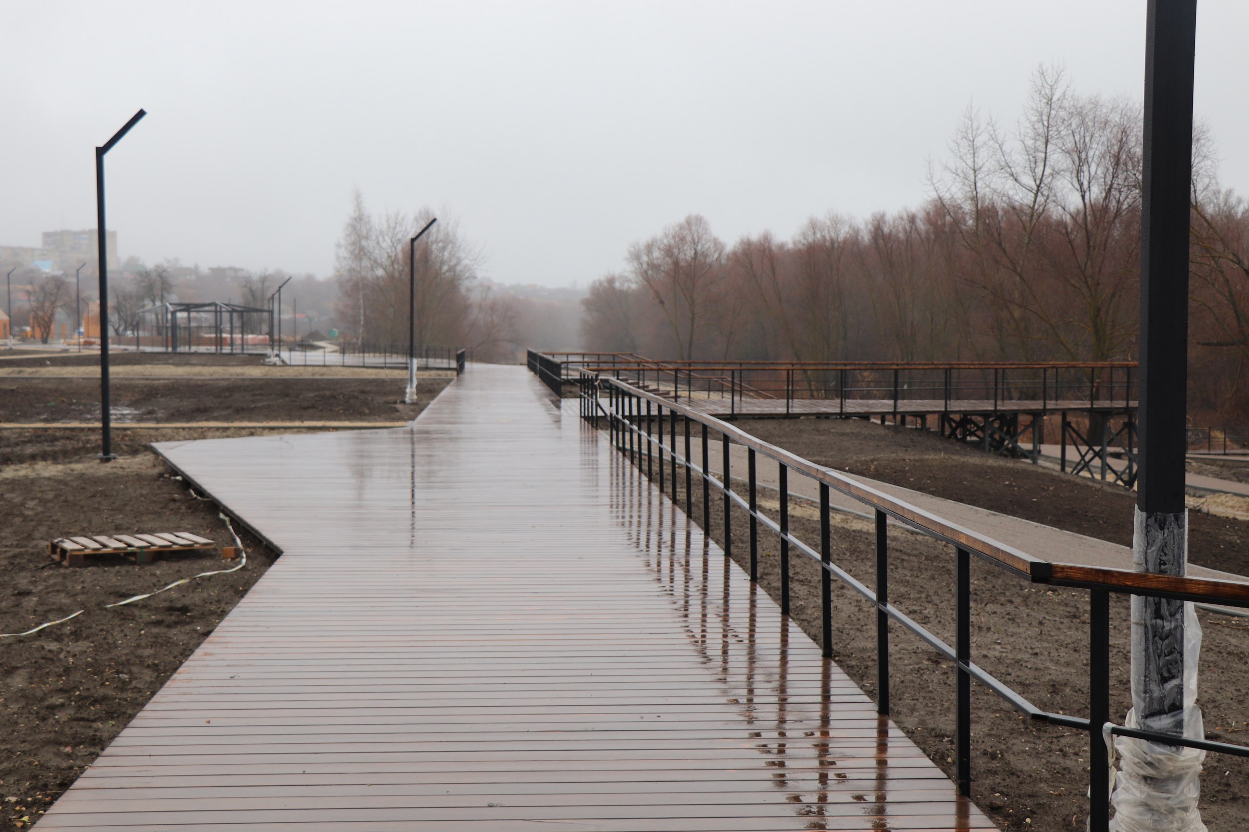 Скоро в городе Уварово появится еще одно место для отдыха — здесь ведется благоустройство прибрежной зоны реки Ворона Скоро в городе Уварово появится еще одно место для отдыха — здесь ведется благоустройство прибрежной зоны реки Ворона