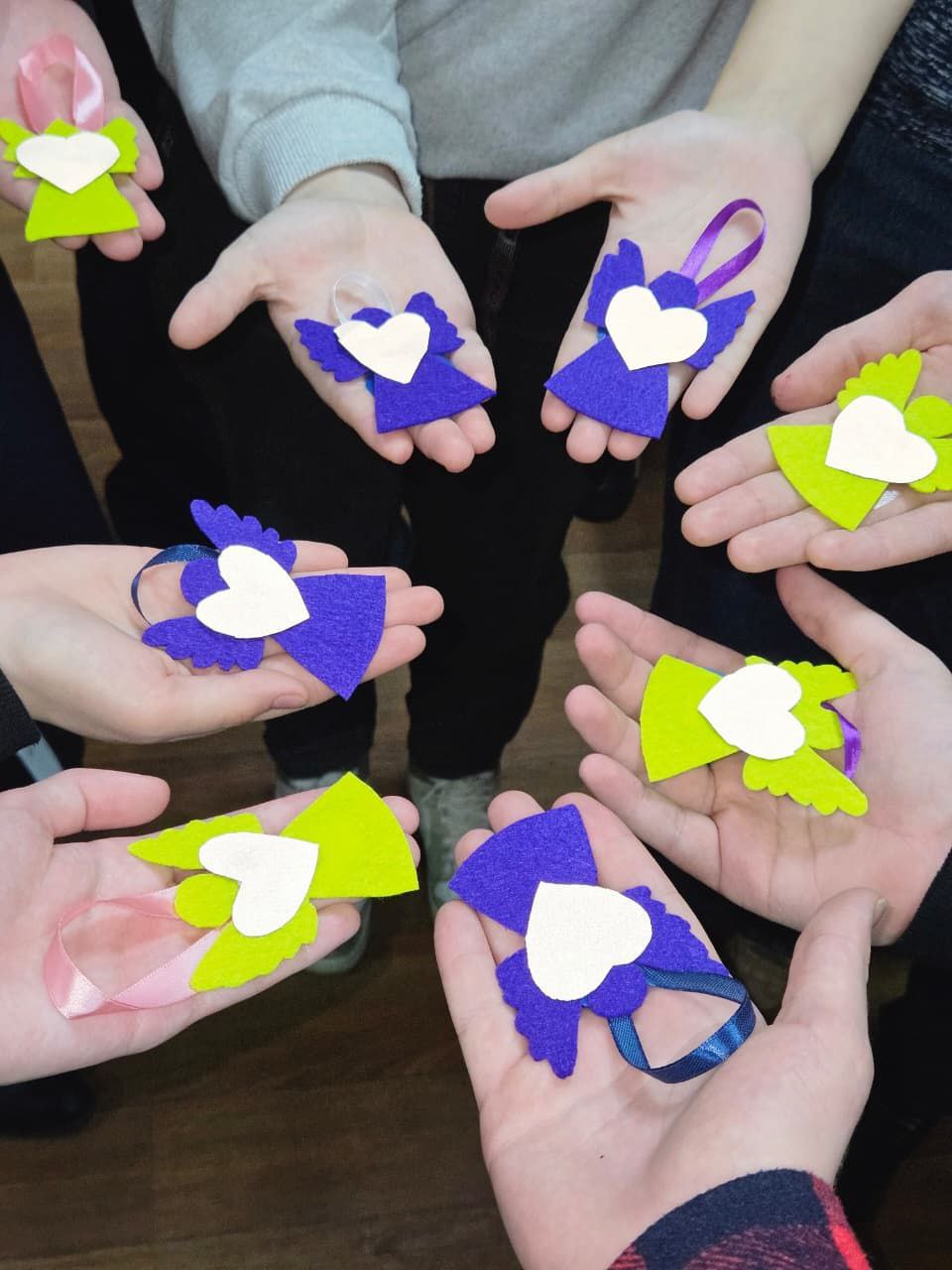 В преддверии Всемирного дня памяти жертв ДТП в группе профессиональной подготовки Техникума отраслевых технологий прошло занятие с элементами мастер-класса В преддверии Всемирного дня памяти жертв ДТП в группе профессиональной подготовки Техникума отраслевых технологий прошло занятие с элементами мастер-класса