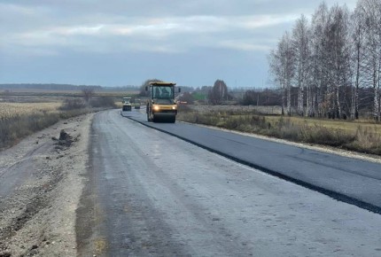 На участке дороги “Тамбов-Шацк” уложили выравнивающий слой покрытия