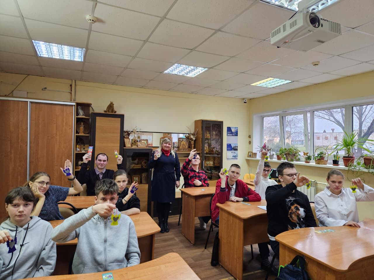 В преддверии Всемирного дня памяти жертв ДТП в группе профессиональной подготовки Техникума отраслевых технологий прошло занятие с элементами мастер-класса В преддверии Всемирного дня памяти жертв ДТП в группе профессиональной подготовки Техникума отраслевых технологий прошло занятие с элементами мастер-класса