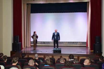 В преддверии Всероссийского дня призывника в Тамбове состоялось военно-патриотическое мероприятие для юношей, готовящихся к службе в армии